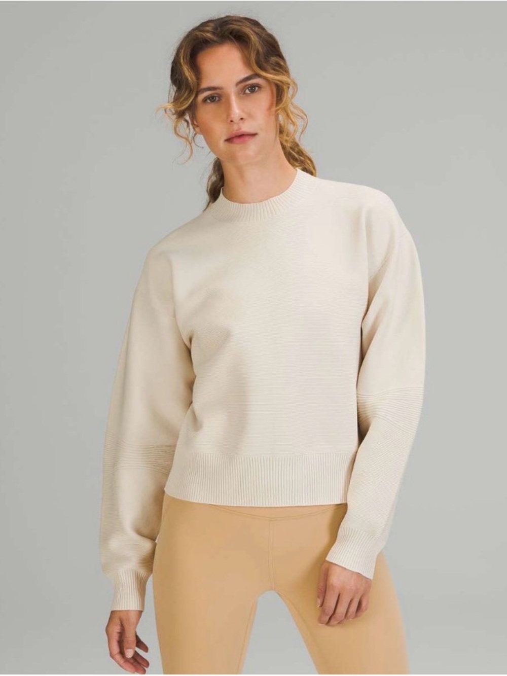 Lululemon All Around Crewneck Sweater
White Opal Size 6